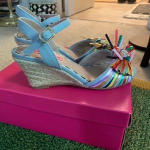 Beautiful pair of wedge denim color Betsey Johnson wedges for the summer!